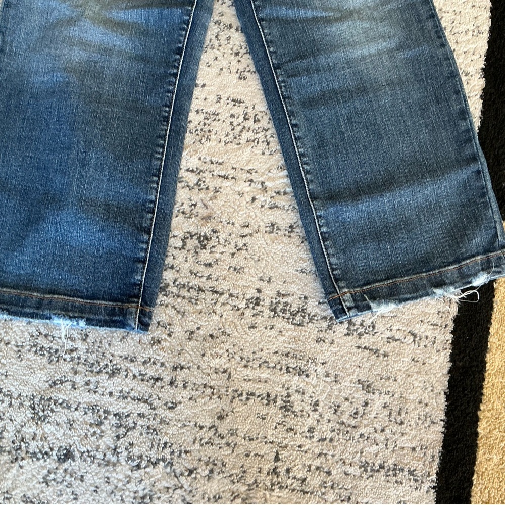 Judy Blue High Rise Vintage Wash Crop Wide Leg Jeans Sz 3/26 NWT! - Picture 2 of 6